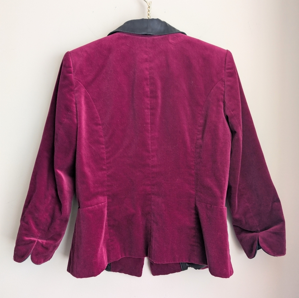 Le Chateau Velvet Tuxedo Shawl Collar Blazer - Picture 2 of 8